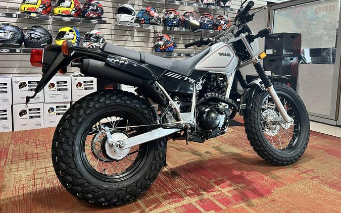 2027 Yamaha TW200