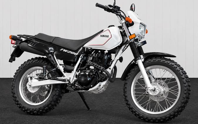 2027 Yamaha TW200