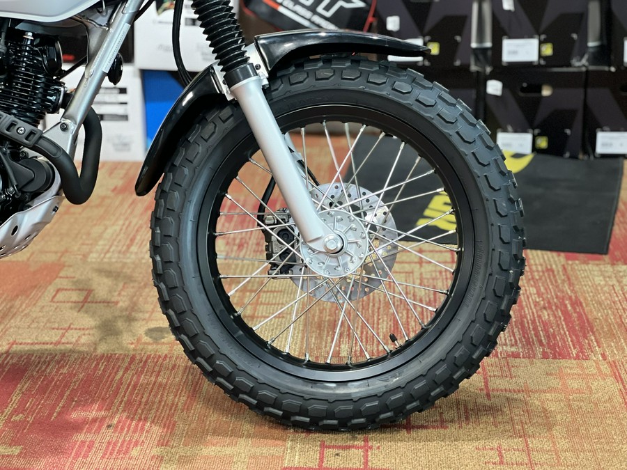 2027 Yamaha TW200