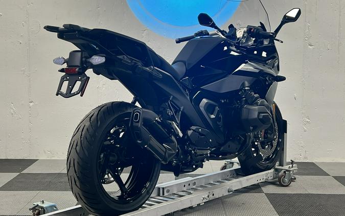2026 BMW R 1300 RS