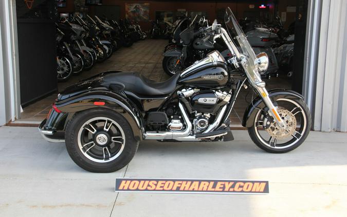 2021 Harley-Davidson Freewheeler Vivid Black