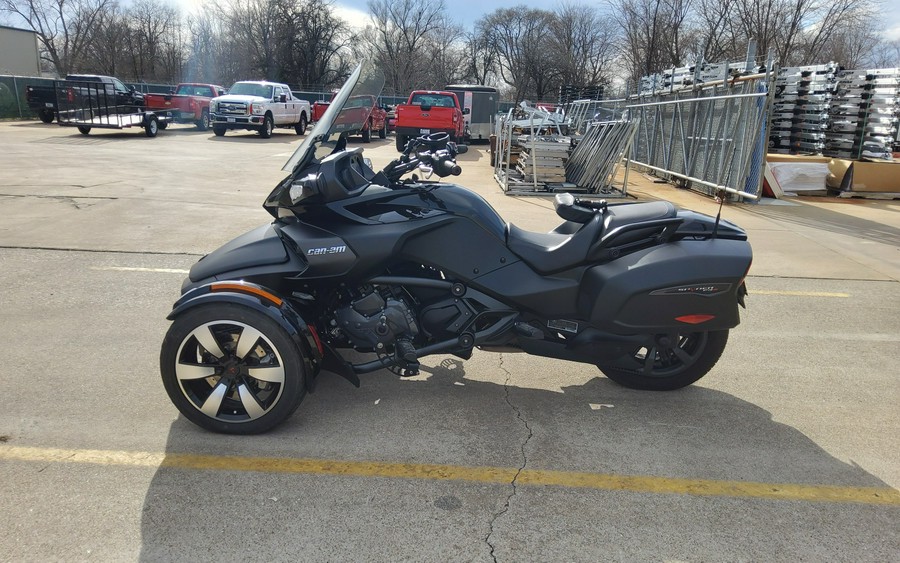 2017 Can-Am™ Spyder F3 T