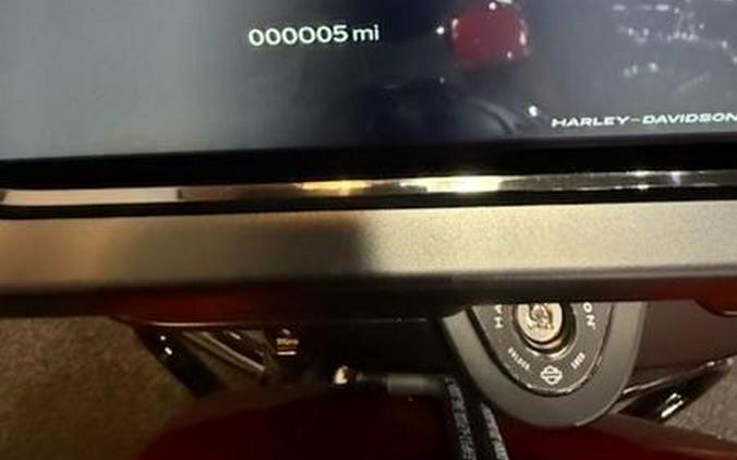 2025 Harley-Davidson® FLHX - Street Glide®