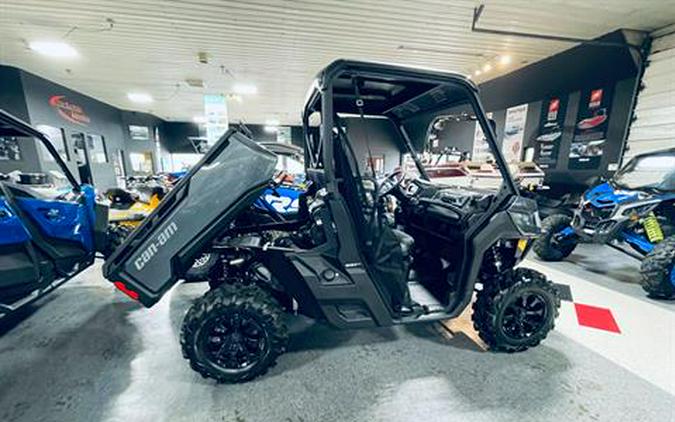 2023 Can-Am Defender XT HD10