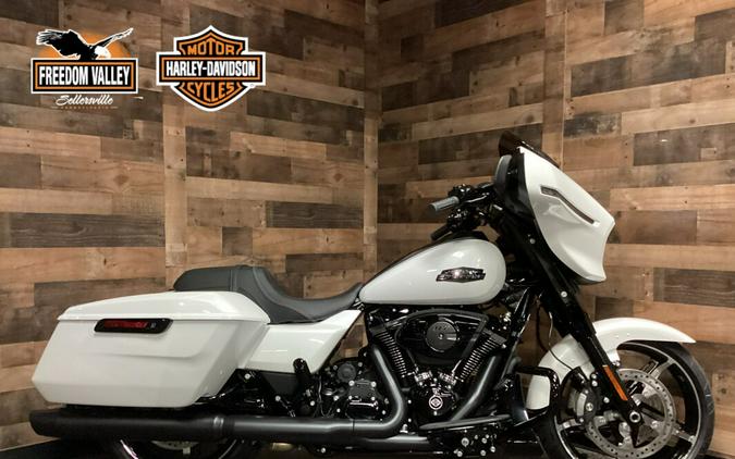 2024 Harley-Davidson Street Glide® White Onyx Pearl - Black Finish FLHX