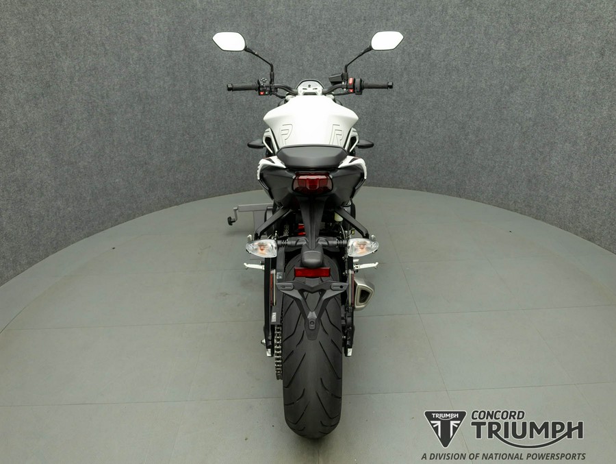 2024 TRIUMPH STREET TRIPLE 765 R