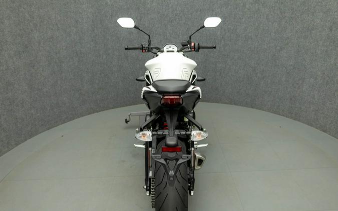 2024 TRIUMPH STREET TRIPLE 765 R