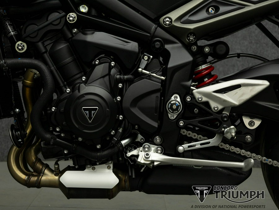 2024 TRIUMPH STREET TRIPLE 765 R