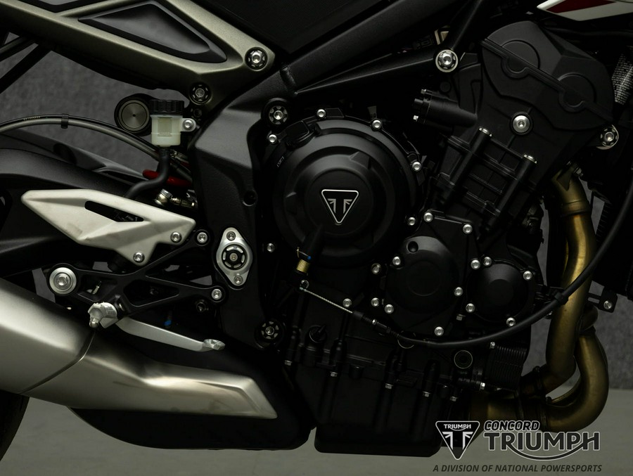 2024 TRIUMPH STREET TRIPLE 765 R