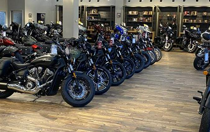 2025 Suzuki Boulevard C50