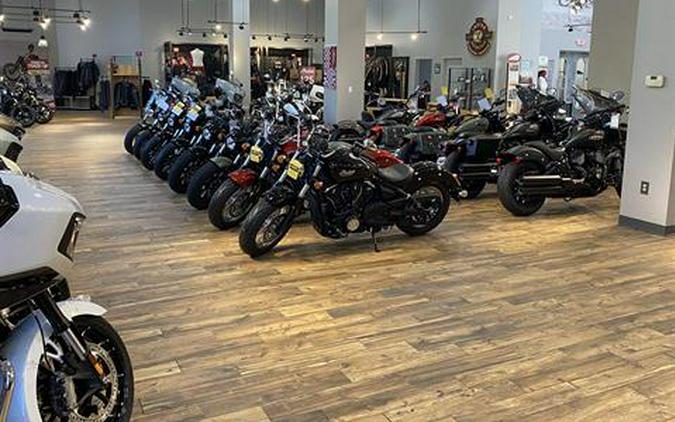 2025 Suzuki Boulevard C50