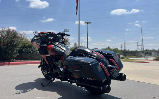 2026 Harley-Davidson® FLTRXSTSE CVO Road Glide ST Citrus Heat