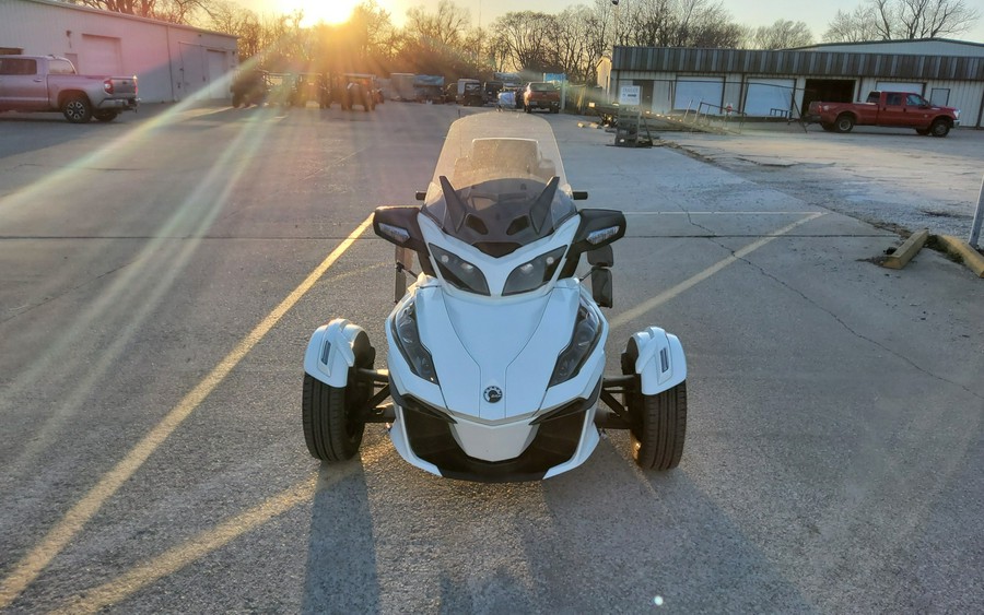 2018 Can-Am™ Spyder RT Base