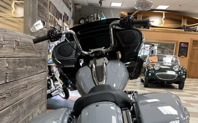 2026 Harley-Davidson® Road Glide® Dark Billiard Gray Black Trim