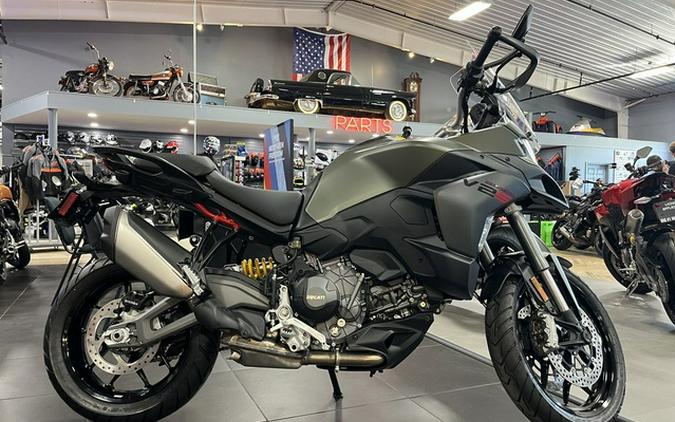 2026 Ducati Multistrada V2 S Storm Green