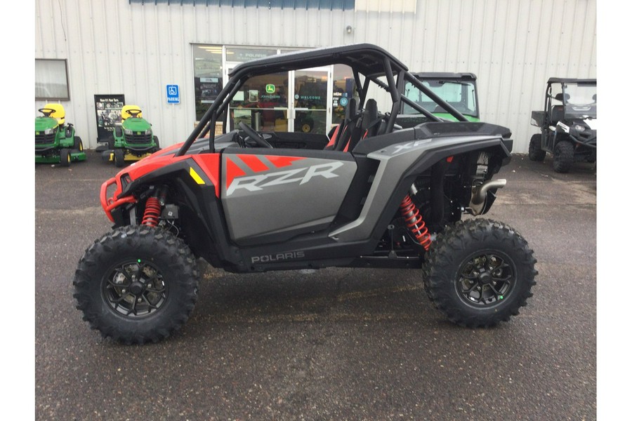 2024 Polaris Industries RZR XP 1000 Ultimate Indy Red