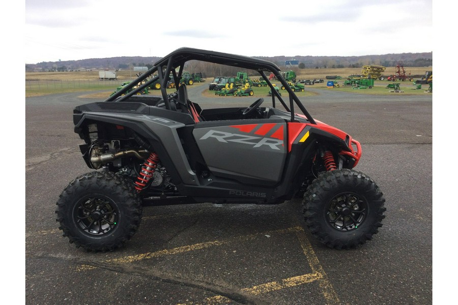 2024 Polaris Industries RZR XP 1000 Ultimate Indy Red