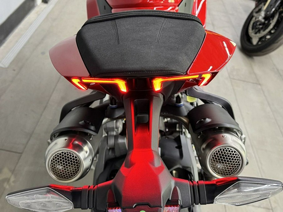 2026 Ducati Panigale V2