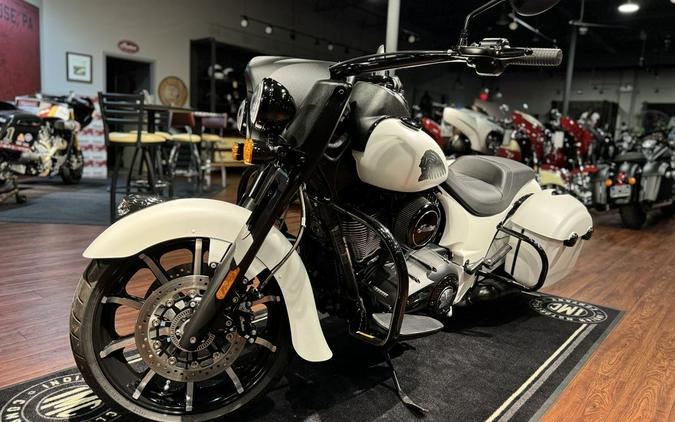 2019 Indian Motorcycle® Springfield® Dark Horse® White Smoke