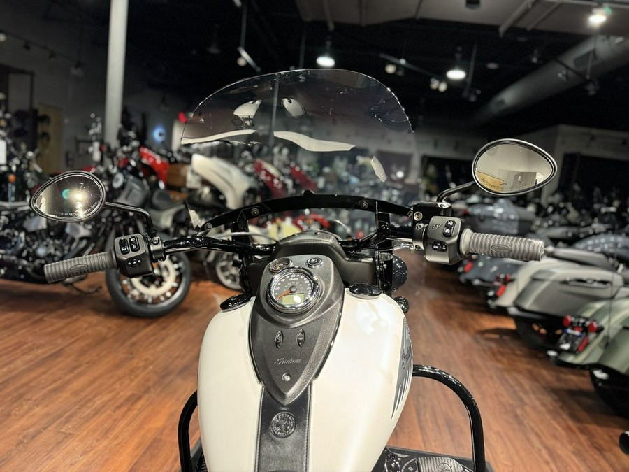 2019 Indian Motorcycle® Springfield® Dark Horse® White Smoke