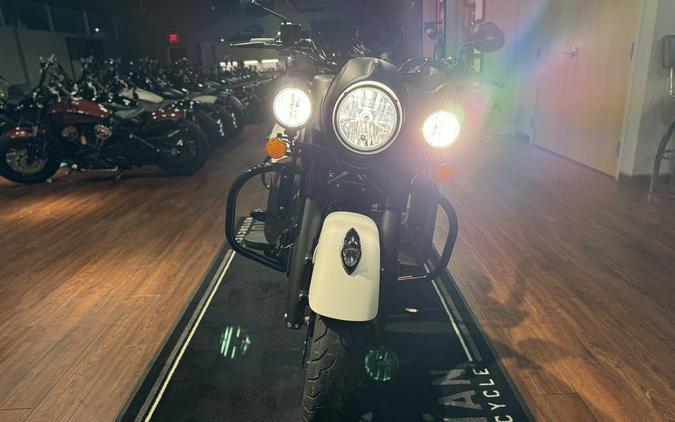 2019 Indian Motorcycle® Springfield® Dark Horse® White Smoke