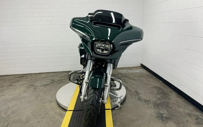 2024 Harley-Davidson Street Glide® ALPINE GREEN
