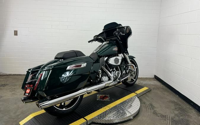 2024 Harley-Davidson Street Glide® ALPINE GREEN