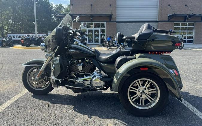2021 Harley-Davidson FLHTCUTG - Tri Glide Ultra FLHTCUTG
