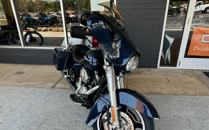 2012 Harley-Davidson Street Glide™ Base