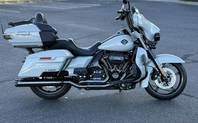 2020 Harley-Davidson® FLHTKSE - CVO™ Limited