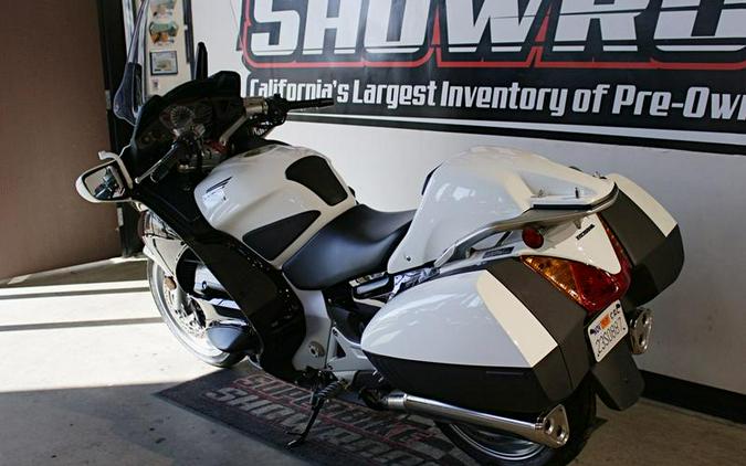 2016 Honda® ST 1300P