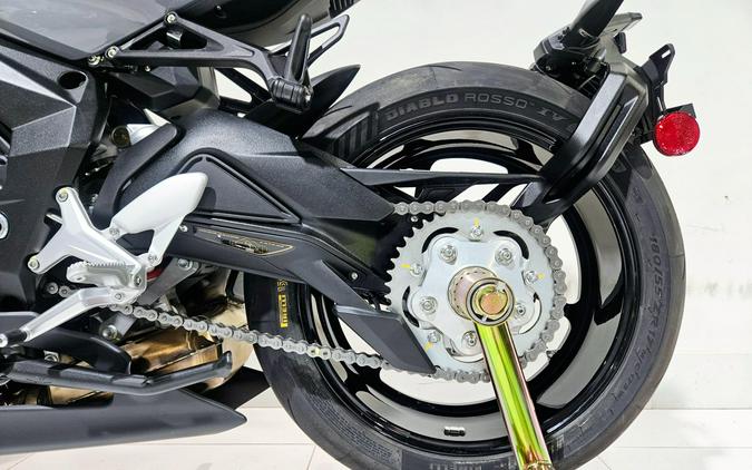 2023 MV Agusta Superveloce 800
