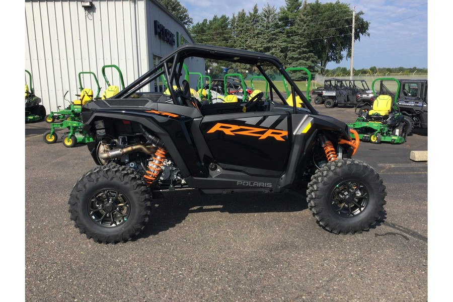 2024 Polaris Industries RZR XP 1000 Ultimate Matte Titanium Onyx Black