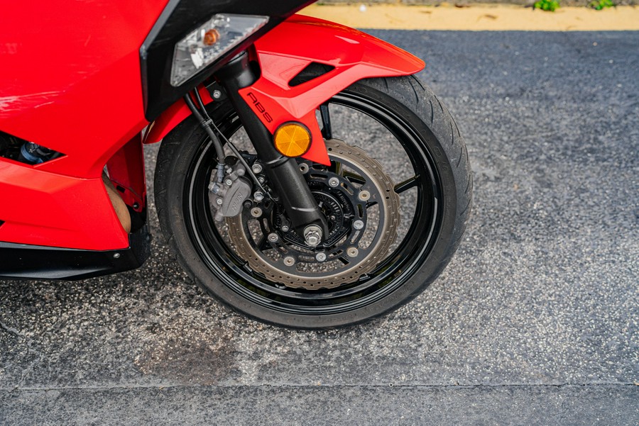 2021 Kawasaki Ninja 400 ABS