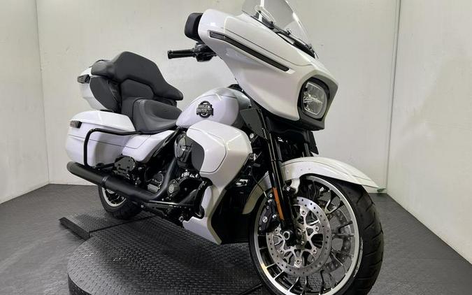 2026 Harley-Davidson® FLHXL - Street Glide® Limited