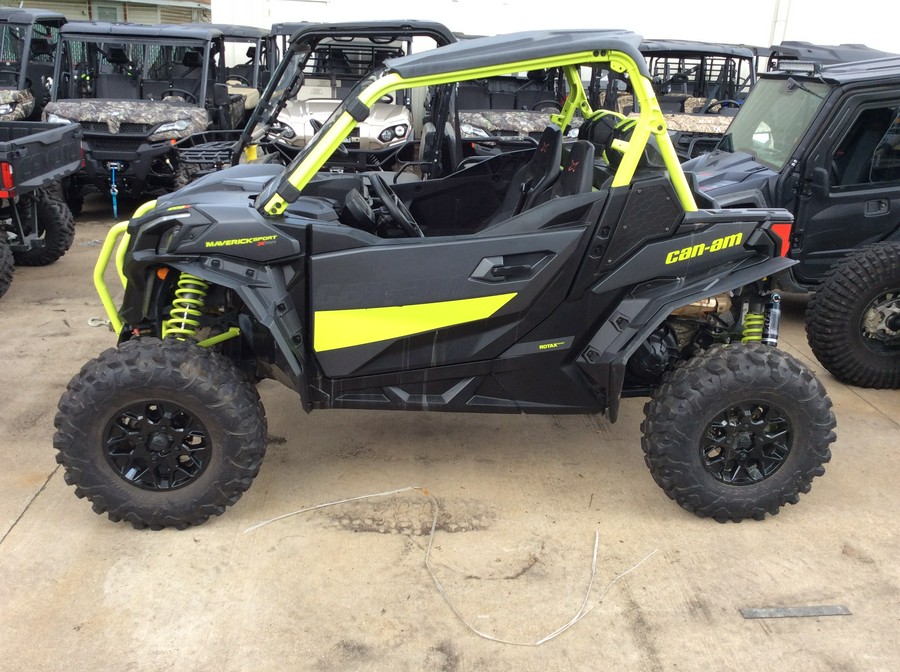 2021 Can-Am™ Maverick™ Sport X mr 1000R