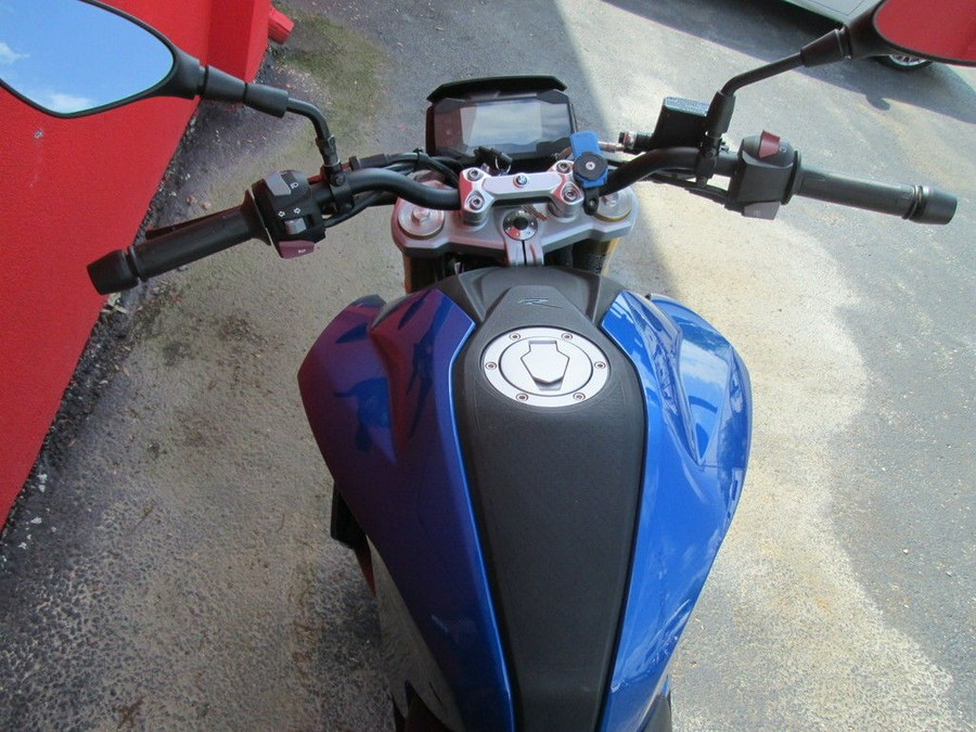 2018 BMW G 310 R Strato Blue Metallic