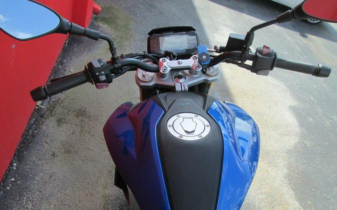 2018 BMW G 310 R Strato Blue Metallic