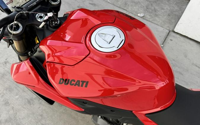 2026 Ducati Streetfighter V2