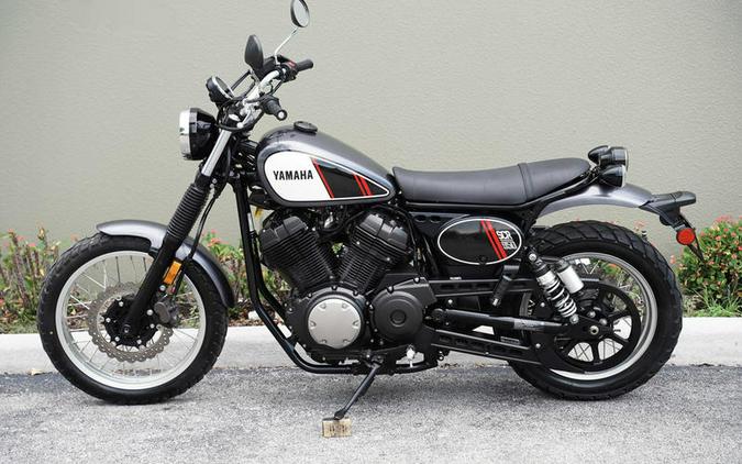 2017 Yamaha SCR950
