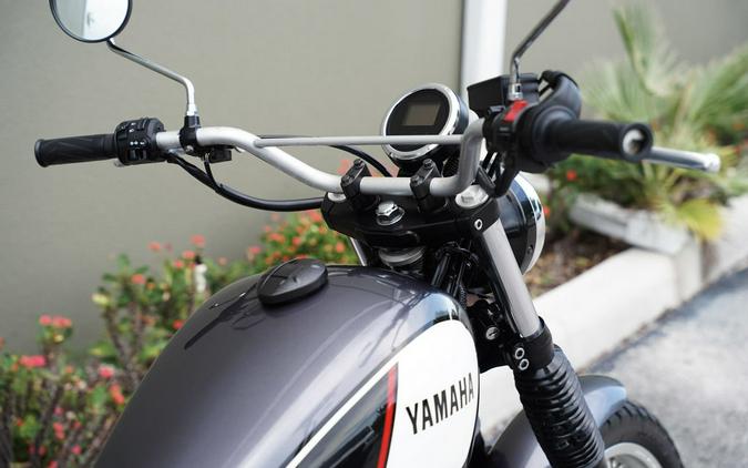 2017 Yamaha SCR950