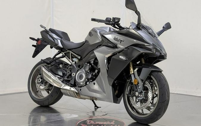 2025 Suzuki GSX-S1000GT+