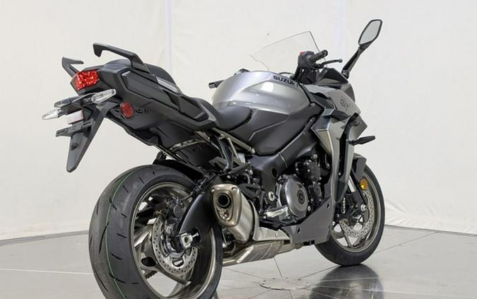 2025 Suzuki GSX-S1000GT+