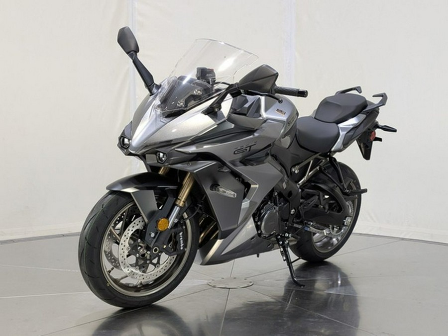 2025 Suzuki GSX-S1000GT+