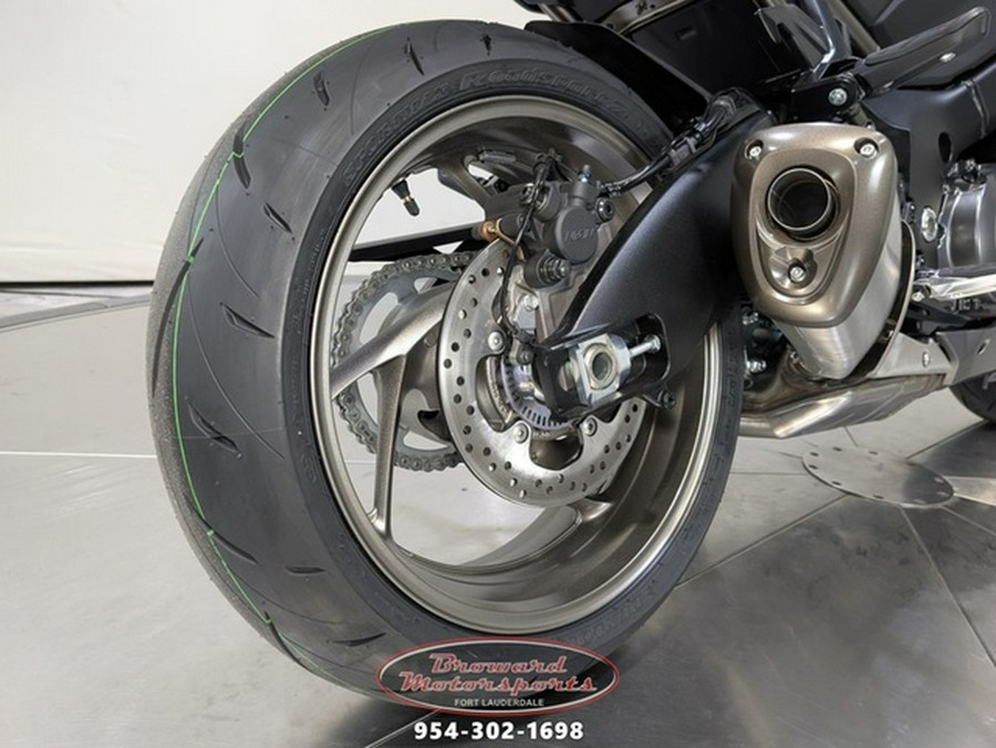 2025 Suzuki GSX-S1000GT+