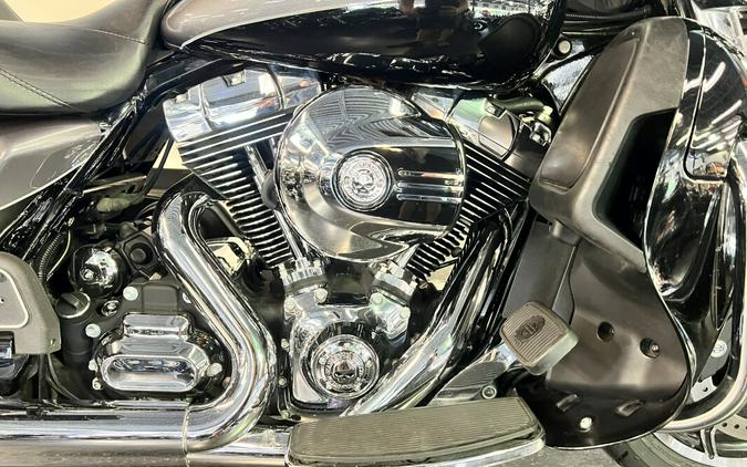 2014 Harley-Davidson® Ultra Limited Two-Tone Charcoal Pearl/Vivid Black FLHTK