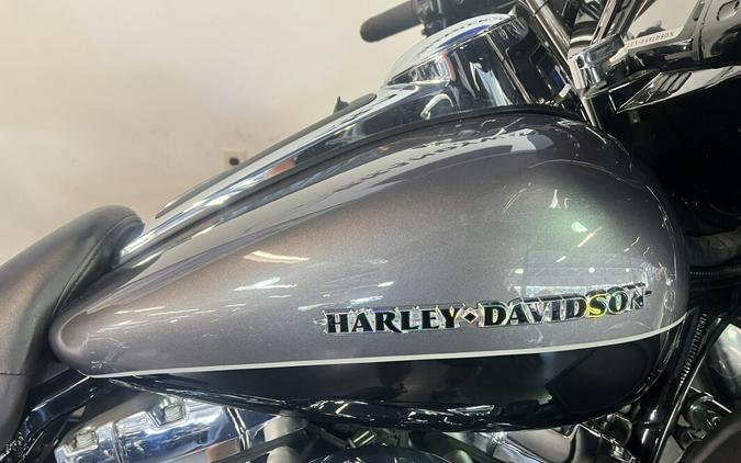 2014 Harley-Davidson® Ultra Limited Two-Tone Charcoal Pearl/Vivid Black FLHTK