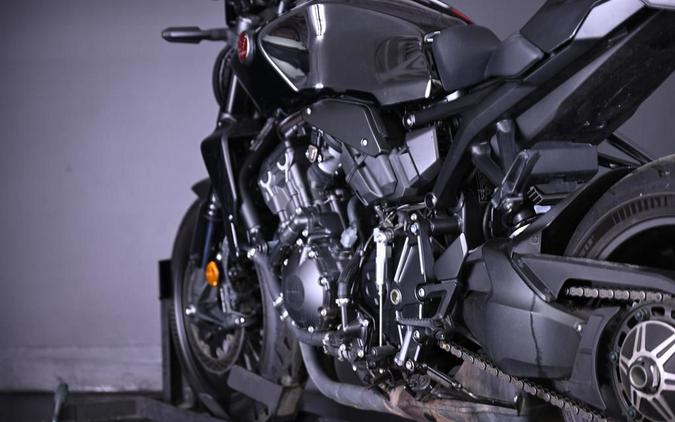 2021 Honda® CB1000R Black Edition
