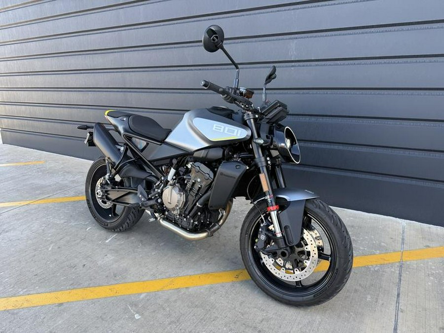 2025 Husqvarna® Vitpilen 801