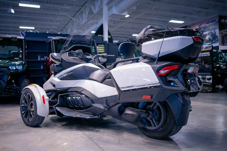 2021 Can-Am® Spyder® RT Limited Dark